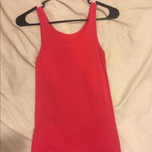 Tank top size small